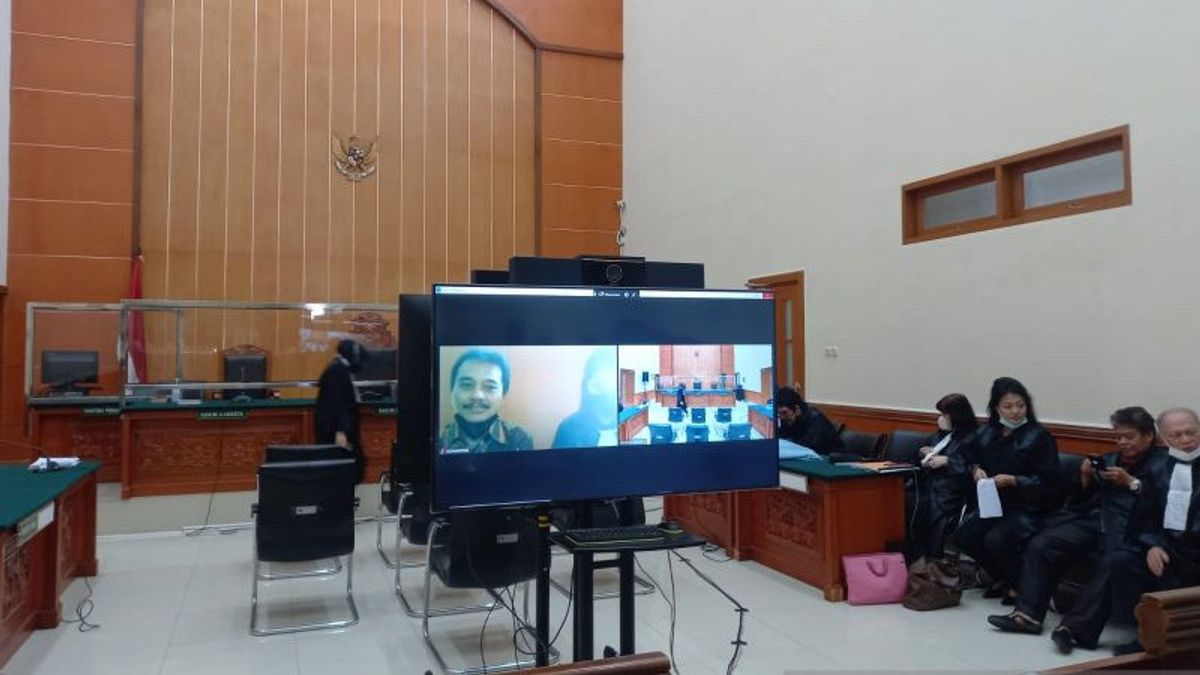 The Session Of Claims For The Meme Stupa Case Similar To Jokowi With The Defendant Roy Suryo Postponed Until Thursday