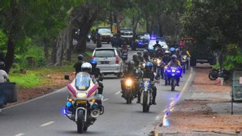 The Escort Route For Eril's Body, Ridwan Kamil's Son, From Soetta Tangerang To Bandung