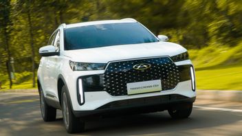 Chery Tiggo Cross CSH Wins Favorite Hybrid Car Award At GIIAS 2025