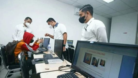  KPPU Sanksi 97 Perusahaan Pinjol Terlibat Kartel Bunga Pinjaman