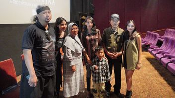 Presenting Vina Family From Cirebon, Film Trailer VINA: Before 7 Days Makes You Touched