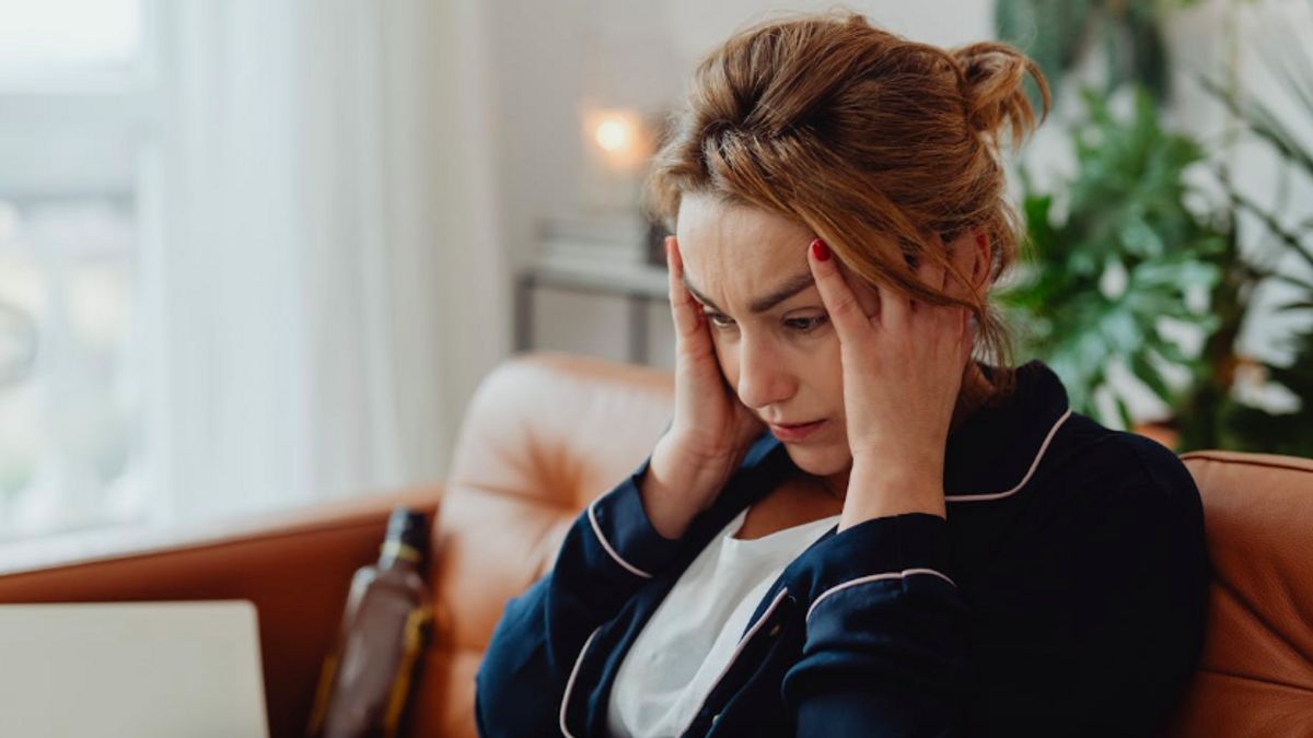 妊娠に加えて、これらは朝に吐き気を与えることができる4つの病状です