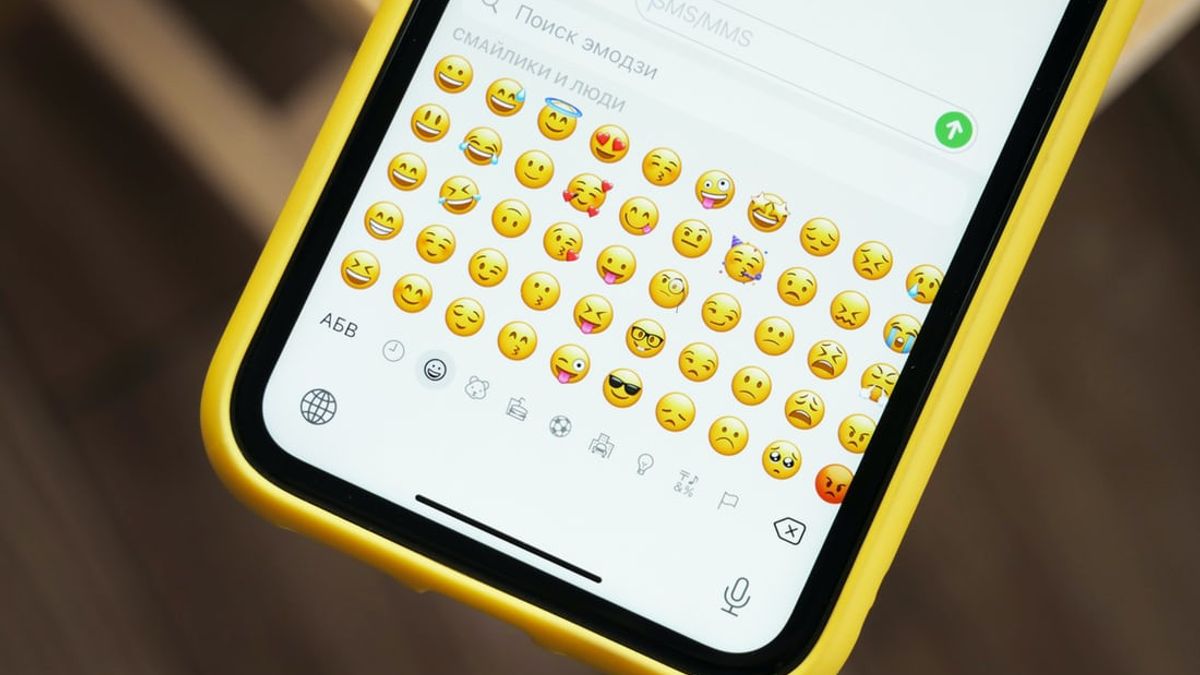 Does The Medical World Really Need More Emojis To Communicate?