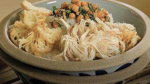 Bubur Ayam Dinobatkan sebagai Bubur Terbaik di Dunia