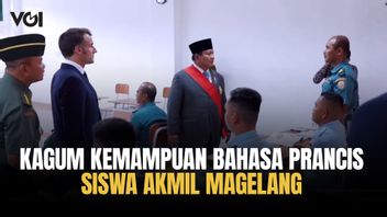 Momen Presiden Macron Melihat Kelas Bahasa Prancis di Akmil Magelang