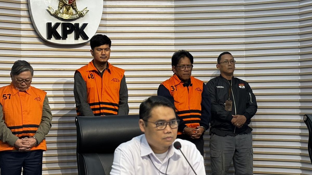 Dirut Inhutani V Minta Mobil Baru ke Pihak Swasta Saat Bertemu di Lapangan Golf