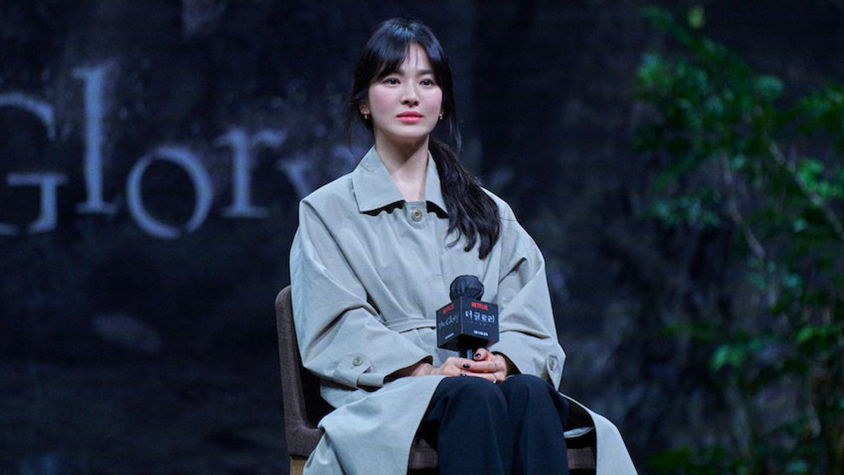 Ahead Of The Glory Part. 2, Song Hye Kyo Questioned About The End Of Moon Dong Eun's Story