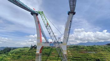 インドネシア最長のスカマヒ・ランプン・ダム・グラス橋建設2026年半ば