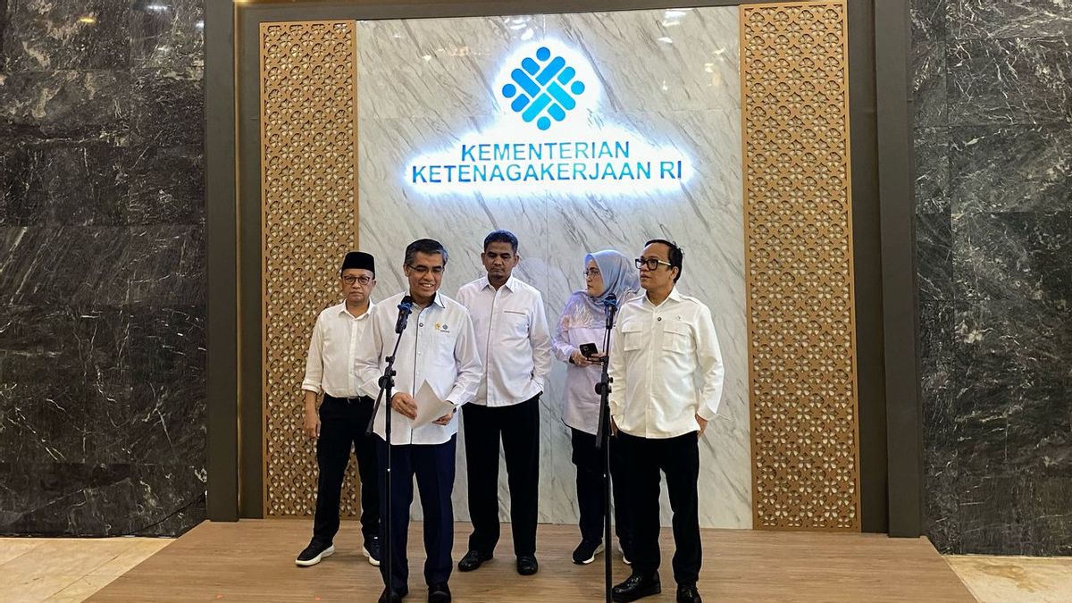 SE Terbit! Pengusaha hingga Direksi BUMN Diwajibkan Bayar THR H-7 dan Tidak Dicicil