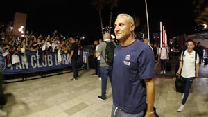 Napoli Ingin Pinjam Keylor Navas dari PSG, tapi Tak Mau Keluar Uang Banyak