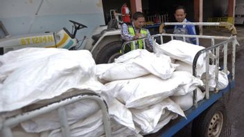 Tekan Dampak Banjir dan Longsor, BNPB Tabur 2 Ton Garam di Langit Lampung dan Jawa Tengah 