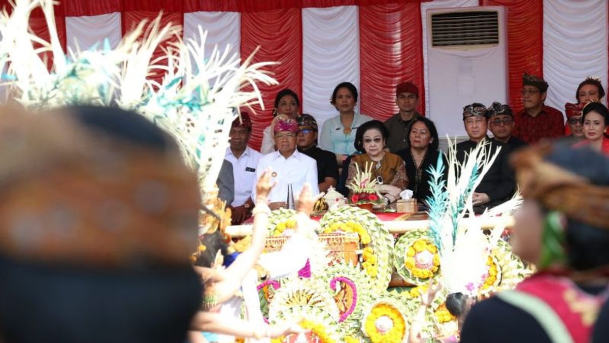 Megawati: Please My Children, To Like K-Pop Is Okay, But Don't Forget Indonesian Art