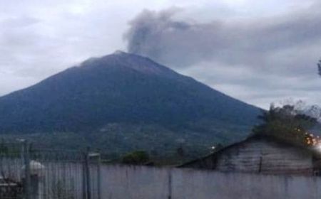 Erupsi Gunung Kerinci 11 Januari: Lontaran Abu 900 Meter Selama 8 Menit 20 Detik