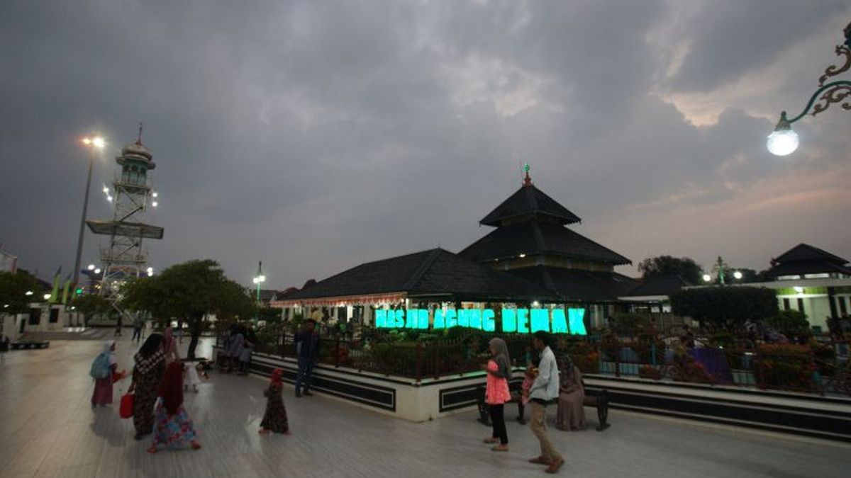Tetap Prokes Saat Ramadan, Sekda Jateng Berharap Mudik Warga Jakarta Tumbuhkan Ekonomi