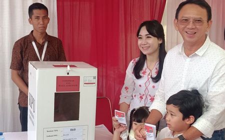 Ahok Bersama Istri dan Anaknya Datangi TPS 60 Pluit Nyoblos Pilkada Jakarta