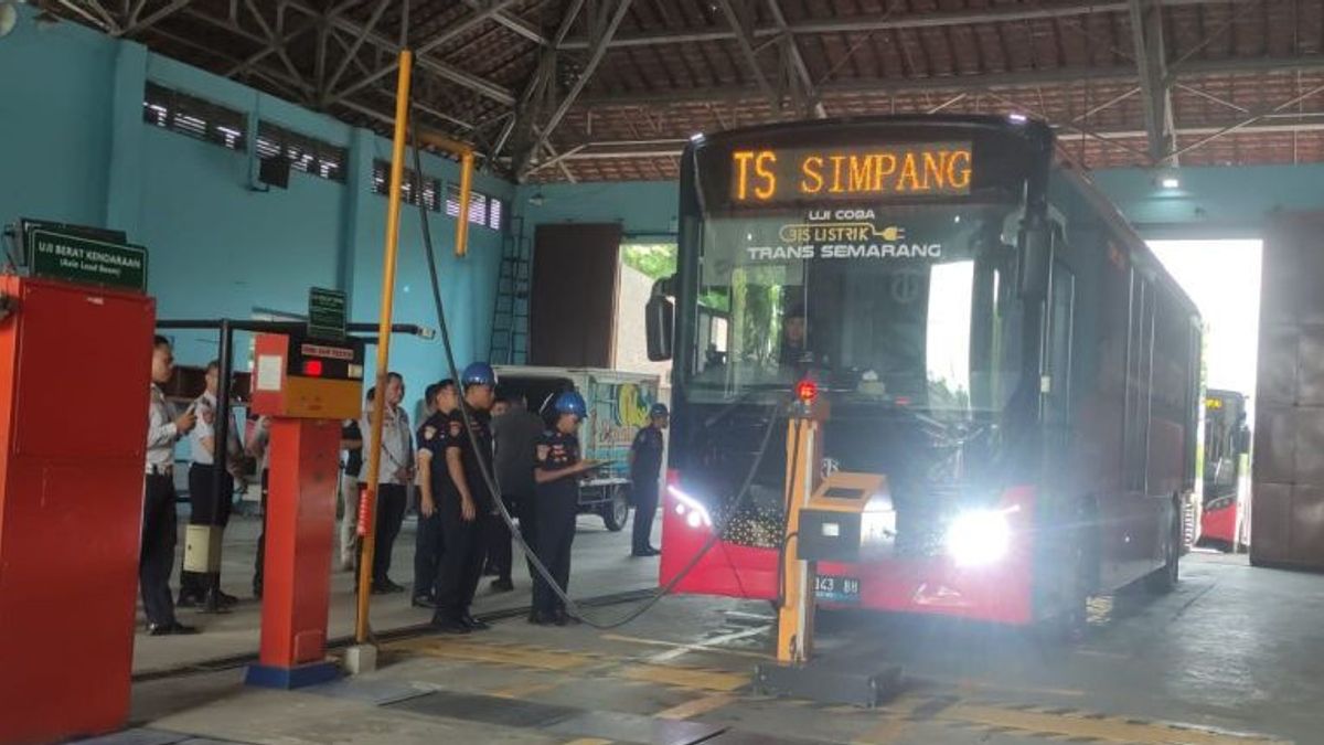 Bus Listrik Trans Semarang Mulai Diuji Coba Gratis