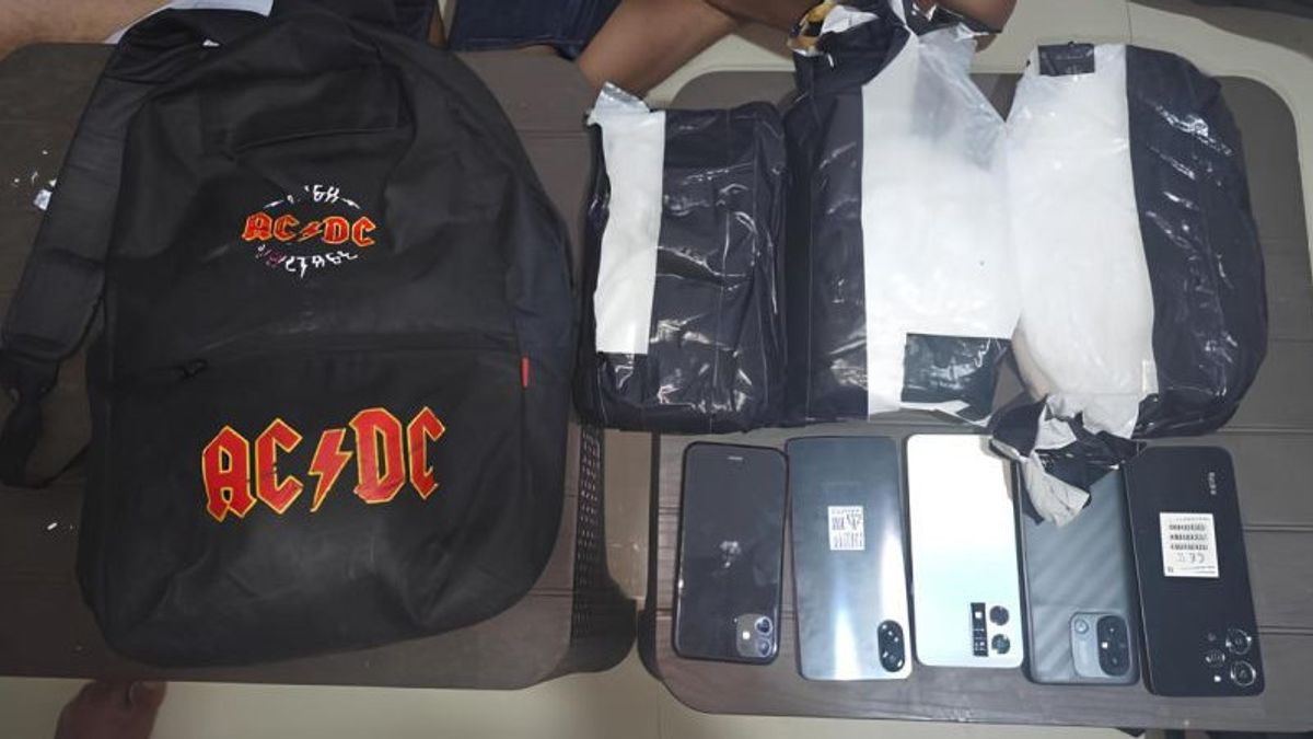 帕卢机场的勿加行动:警方拆除3公斤冰毒走私企图