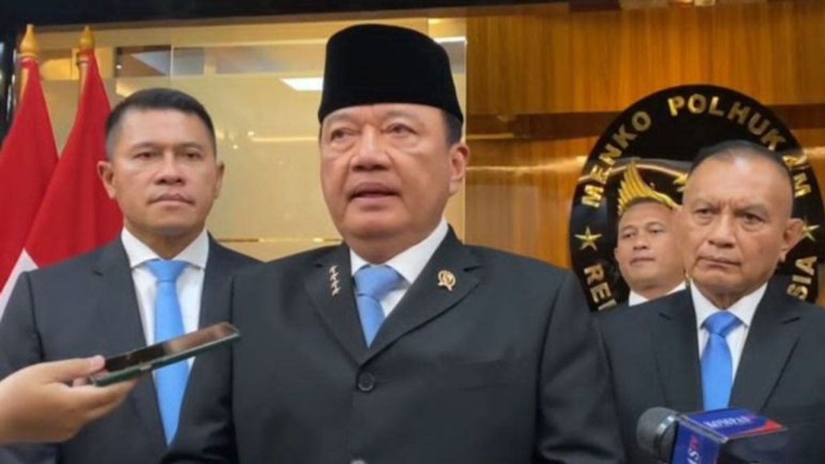 Le ministre de la Police nationale, Budi Gunawan, donne la priorité à la lutte contre le trafic de biens et le jeu en ligne