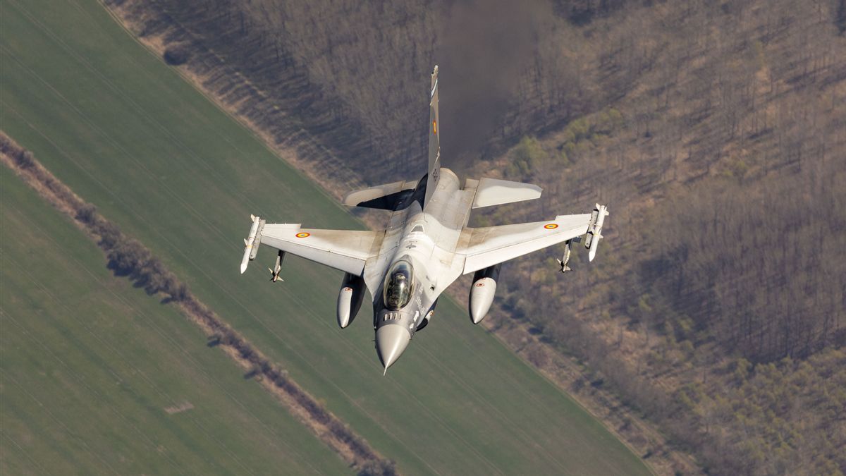 Romania Deploys Fighter Jets After Drones Violate Its Airspace