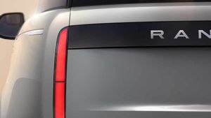 Meluncur pada 2024, Range Rover EV Mulai Buka Pemesanan