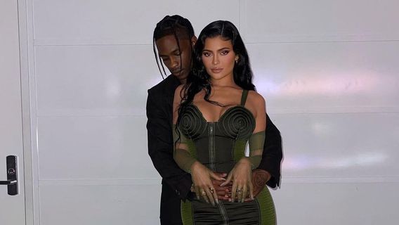 CLBK, Kylie Jenner dan Travis Scott Semakin Dekat