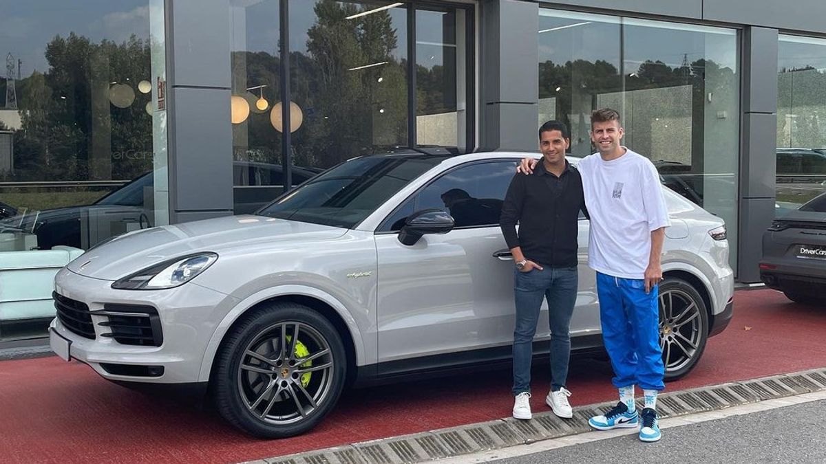 Gaji Pique Boleh Saja Dipotong Barca, tapi Dia Masih Mampu Beli Mobil Porsche Seharga Rp1,64 Miliar