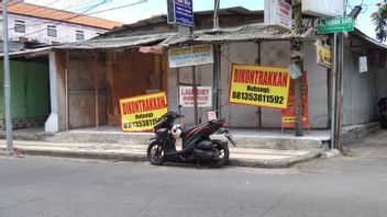 Voir L’état De Kartika Plaza Kuta Bali, Une Chemise De Touriste Est Maintenant Silencieuse