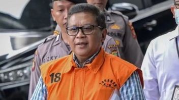 今日のハスト裁判では、検察官がクスナディとPDIP民進党の警備員を出廷させる