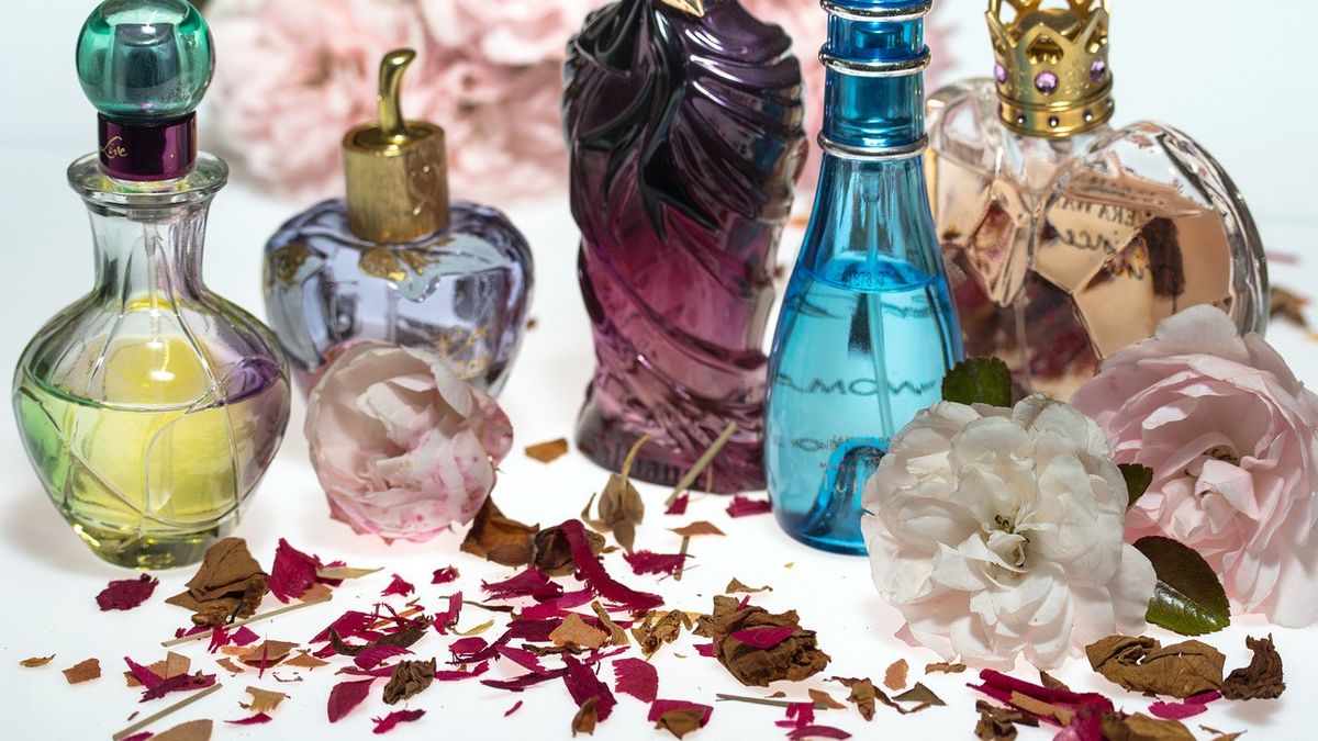 香水产品常用的8种香味 
