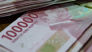 On Monday, Rupiah Was Closed With Thin 8 Points To Rp. 13,885 Per US Dollar