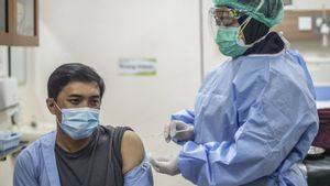 914.200 Vaksin COVID-19 Tahap 2 Sasar 460 Ribu Orang di 38 Daerah Jatim