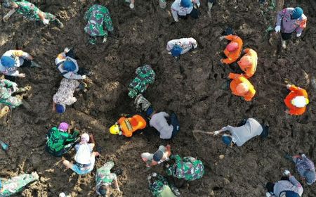 Korban Longsor di Malampah Pasaman Barat Tertimbun Tanah 3 Meter