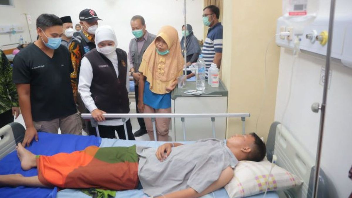 10 Victims Of The Roboh Bridge In The Probolinggo Kregenan Are Still Being Treated At The RSUD