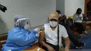 Hampir 50 Persen Penduduk Indonesia Sudah Dapat Dosis Lengkap Vaksin COVID-19