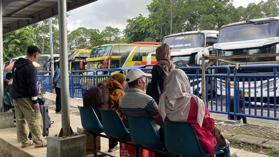 As Of This Morning, 3,011 People Have Left Jakarta Through The Poris Plawad Terminal