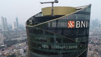 BNI Bersihkan Masjid Darul Aman Pascabanjir di Agam