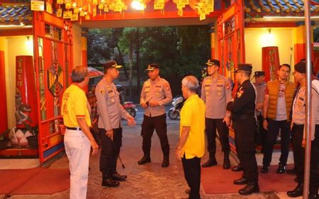 Tiga Vihara Besar di Tangerang Rayakan Imlek dengan Pengamanan Ketat