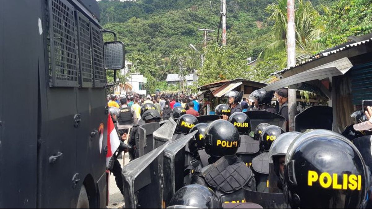 Tak Dapat Ijin, TNI dan Polri Bubarkan Demonstrasi Tolak DOB di Kota Jayapura