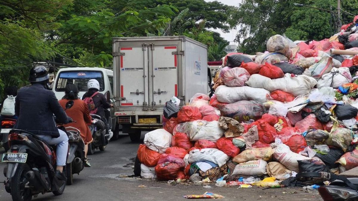 Pemkot Tangsel Perpanjang Status Darurat Sampah hingga 19 Januari 2026