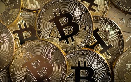 Tren Uptober Kembali, Bitcoin Siap Pecahkan Rekor 75.000 Dolar?