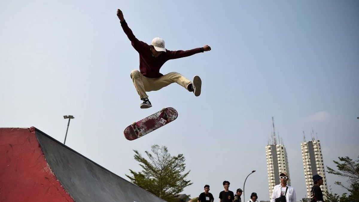 Anies Goes To Skateboarder 'Enjoy Jakarta', Deputy Governor Riza Affirms The Prohibition Of Playing On The Sidewalk, Ready To Increase Open Space