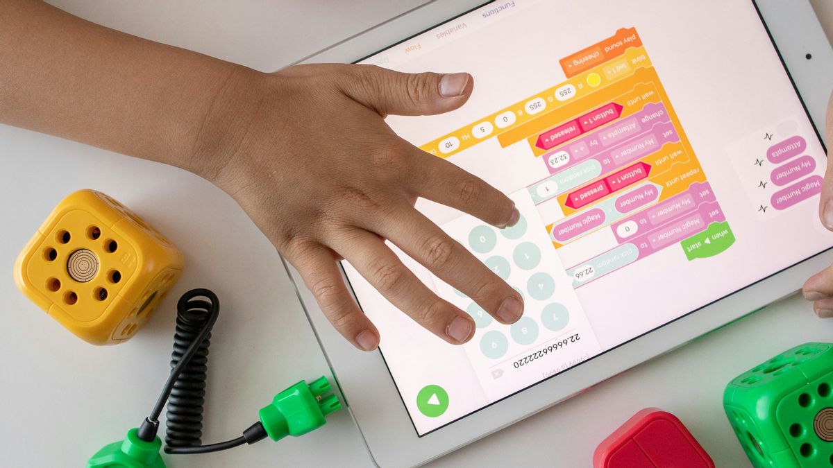 Ini yang Harus Diketahui Orang Tua dalam Mengenalkan Anak dengan Dunia Entrepreneur Digital dan AI