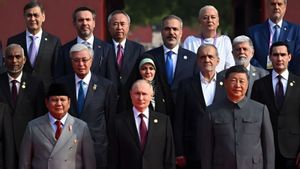 Foto Bersama Jelang Parade Militer, Prabowo Pose Sebaris Bareng Xi Jinping dan Putin 
