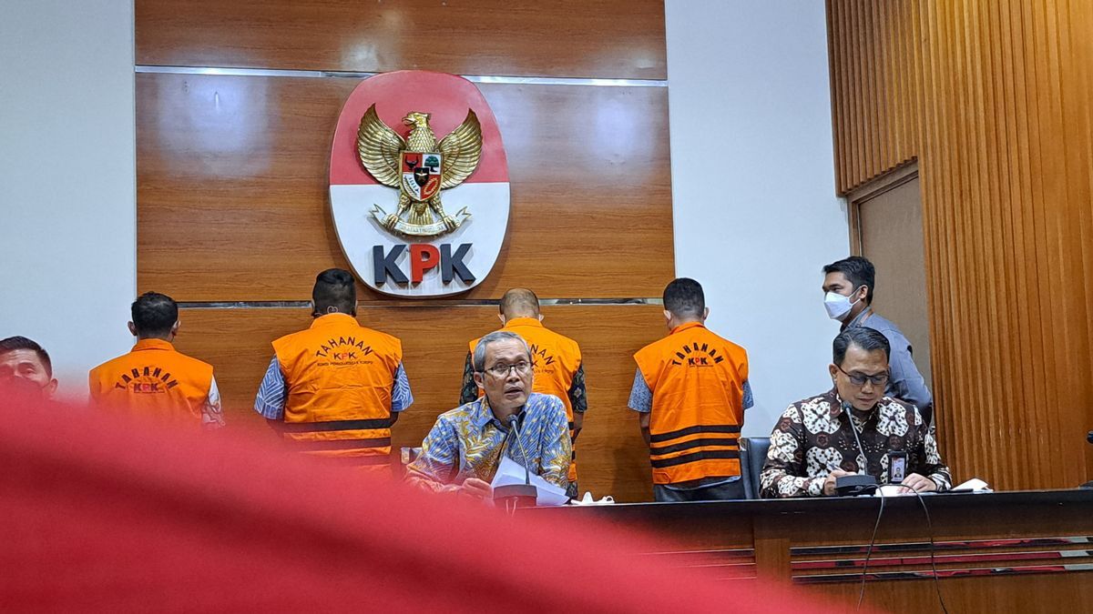 Dokumen Penting yang Didapat KPK Saat Geledah Rumah Ketua DPRD Pemprov Sulsel Langsung Ditelisik