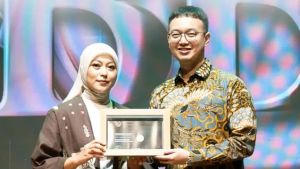 Sido Muncul Raih Penghargaan di Ajang Indonesia ESG Leadership Awards 2025