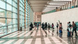 Israel Buka Penerbangan Terbatas di Bandara Ben Gurion