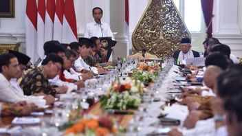 Jokowi Réprimande Ses Subordonnés Qui Parlent Souvent De COVID-19