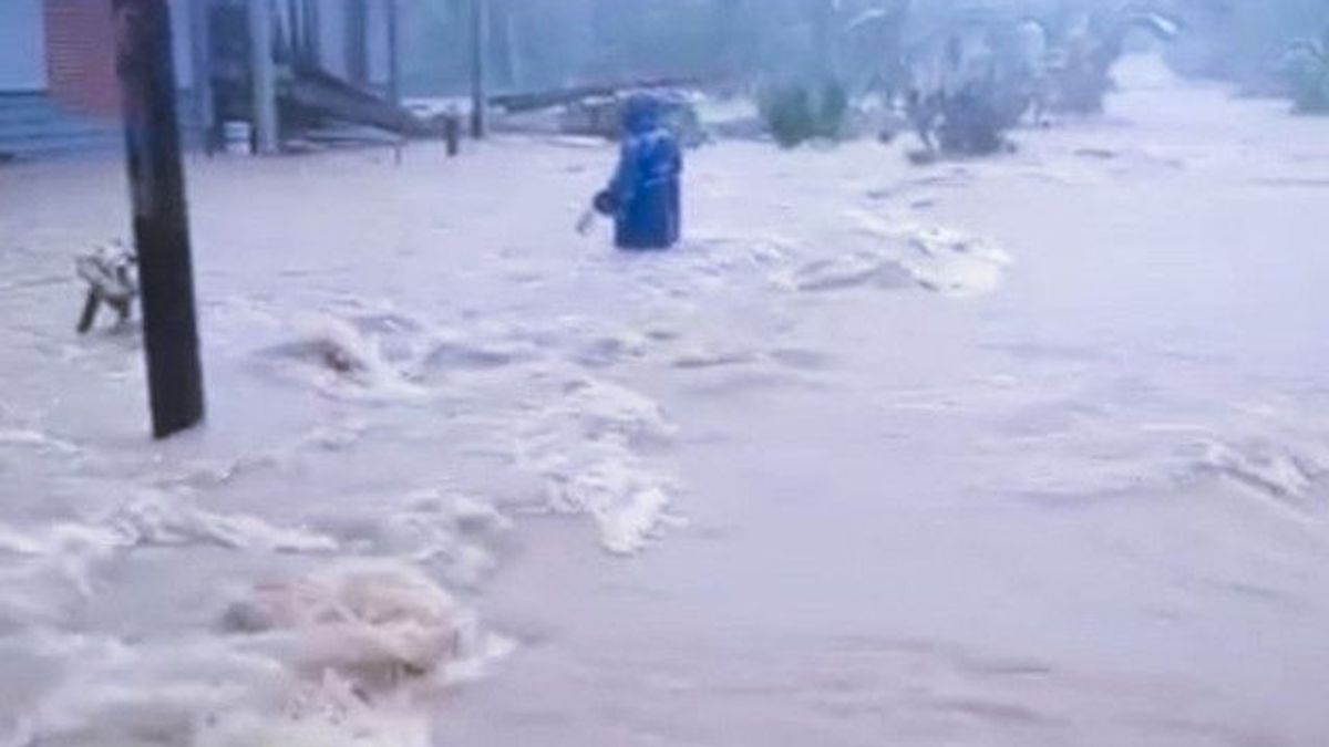 Communication Is Still Disconnected, The SAR Team Has Difficulty Reporting Flood Development In Natuna