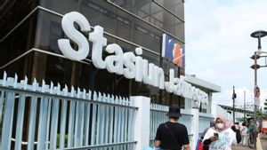 12 Kereta Berhenti di Stasiun Jatinegara Saat Reuni Akbar 212 Besok