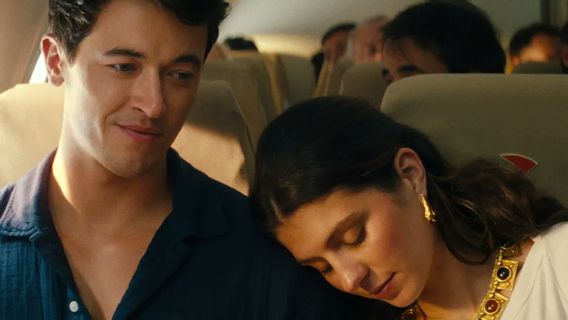 Sinopsis Film <i>People We Meet on Vacation</i>: Romansa Terbaru Adaptasi Novel Populer